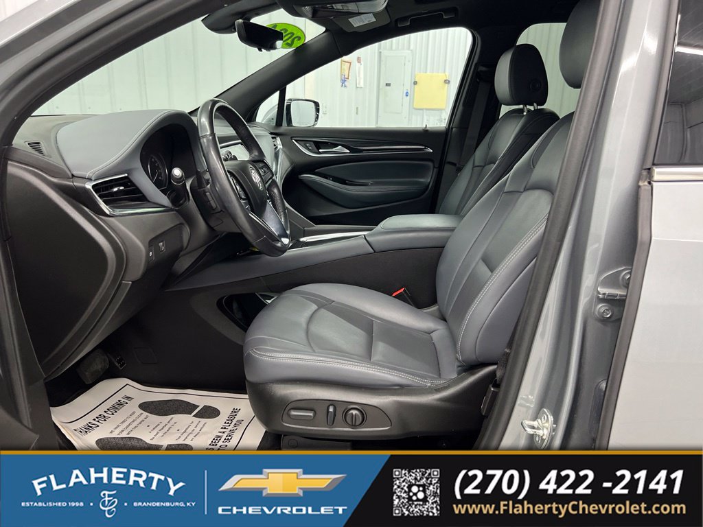 Used 2024 Buick Enclave Essence w/ Experience Buick Package FWD image 9