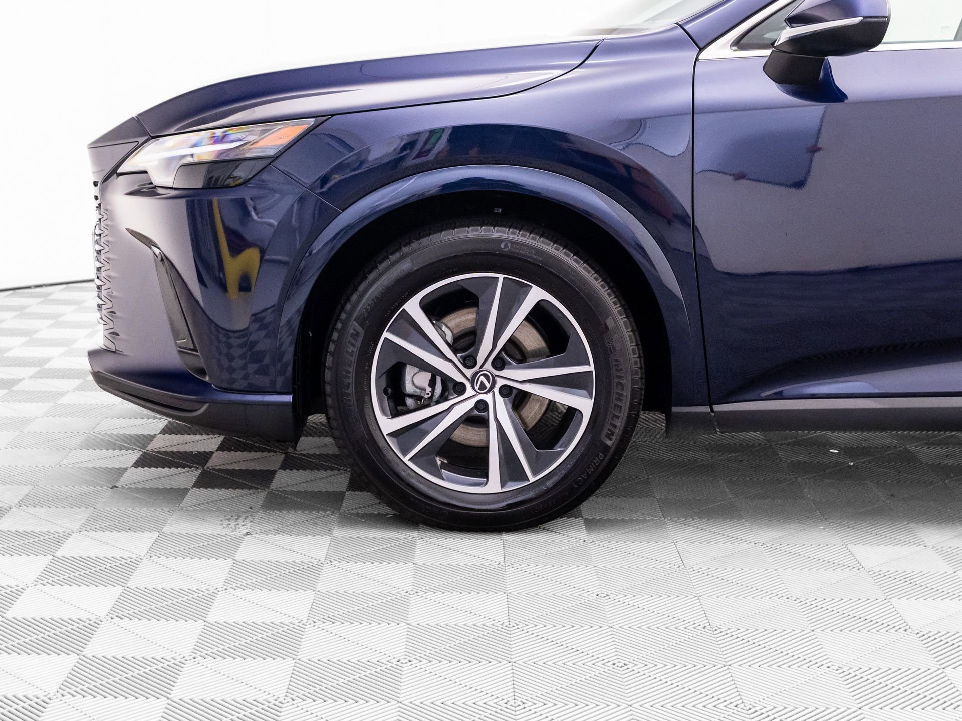 Used 2024 Lexus RX 350 Premium w/ Accessory Package (Z1) AWD/4WD image 37