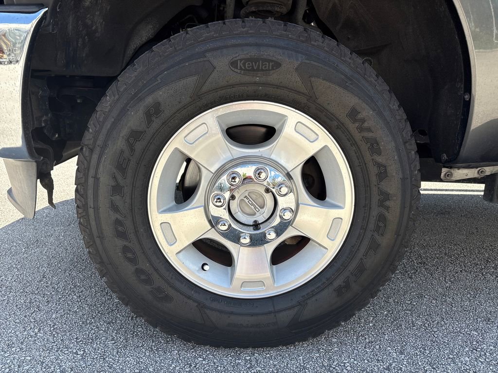 Used 2016 Ford F250 XLT w/ XLT Value Package AWD/4WD image 14