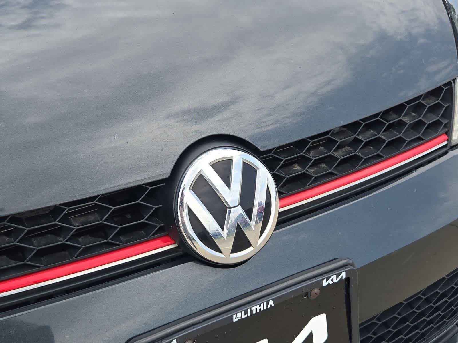 Used 2015 Volkswagen GTI SE FWD image 10
