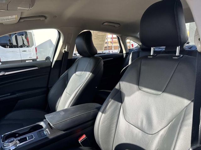 Used 2019 Ford Fusion Energi Titanium image 17