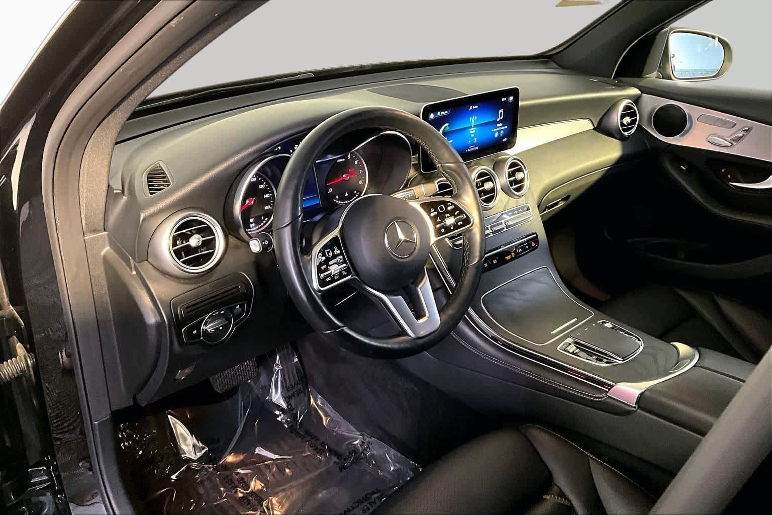 Used 2020 Mercedes-Benz GLC 300 4MATIC image 18