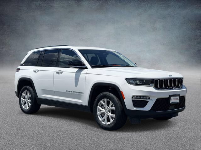 Used 2023 Jeep Grand Cherokee Limited AWD/4WD image 1
