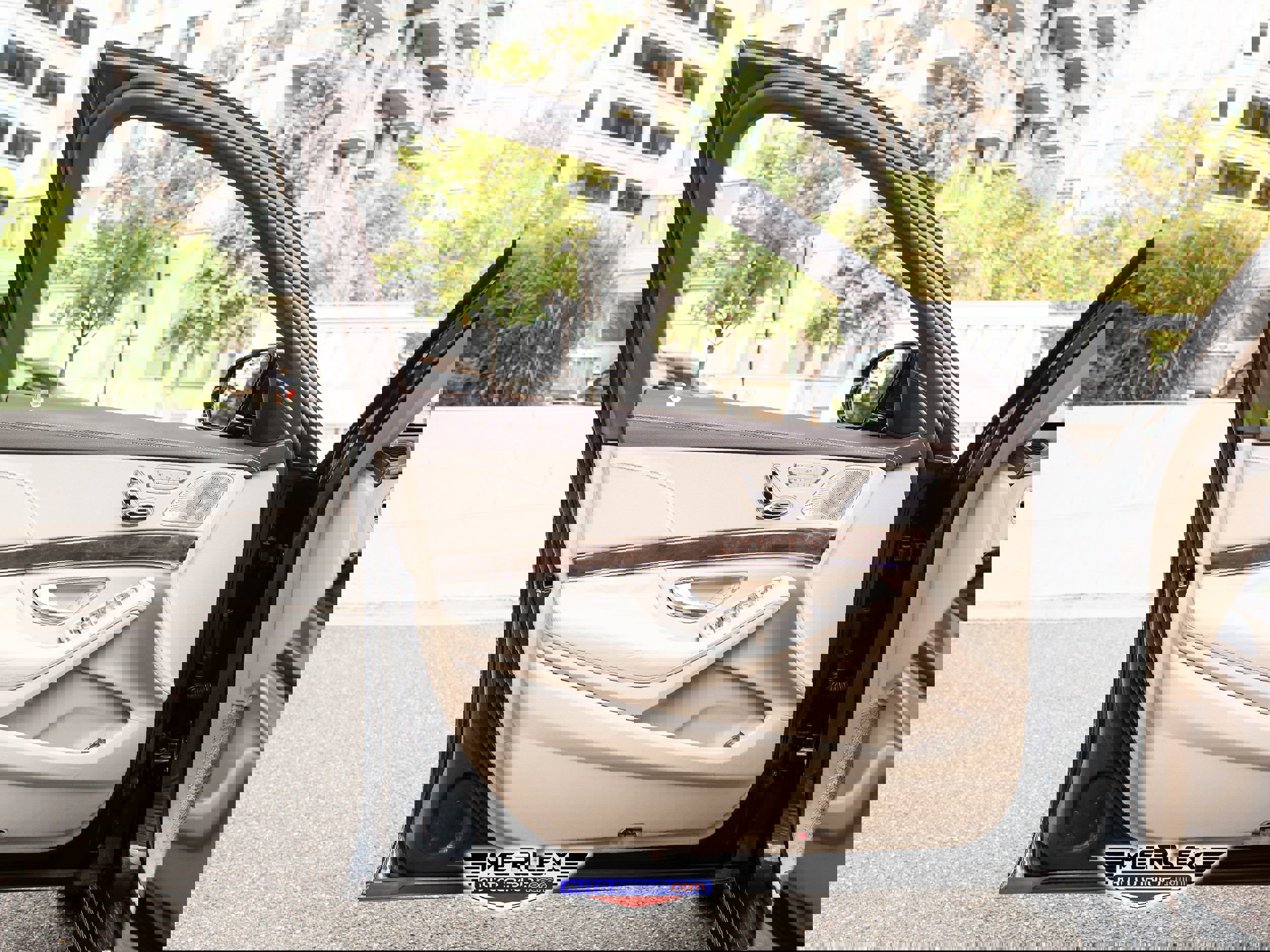 Used 2019 Mercedes-Benz S 560 Sedan image 43