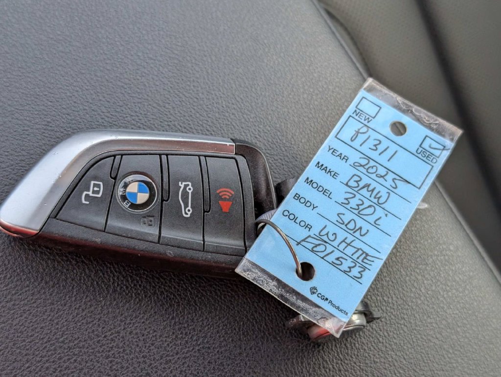 Used 2025 BMW 330i Sedan RWD image 29