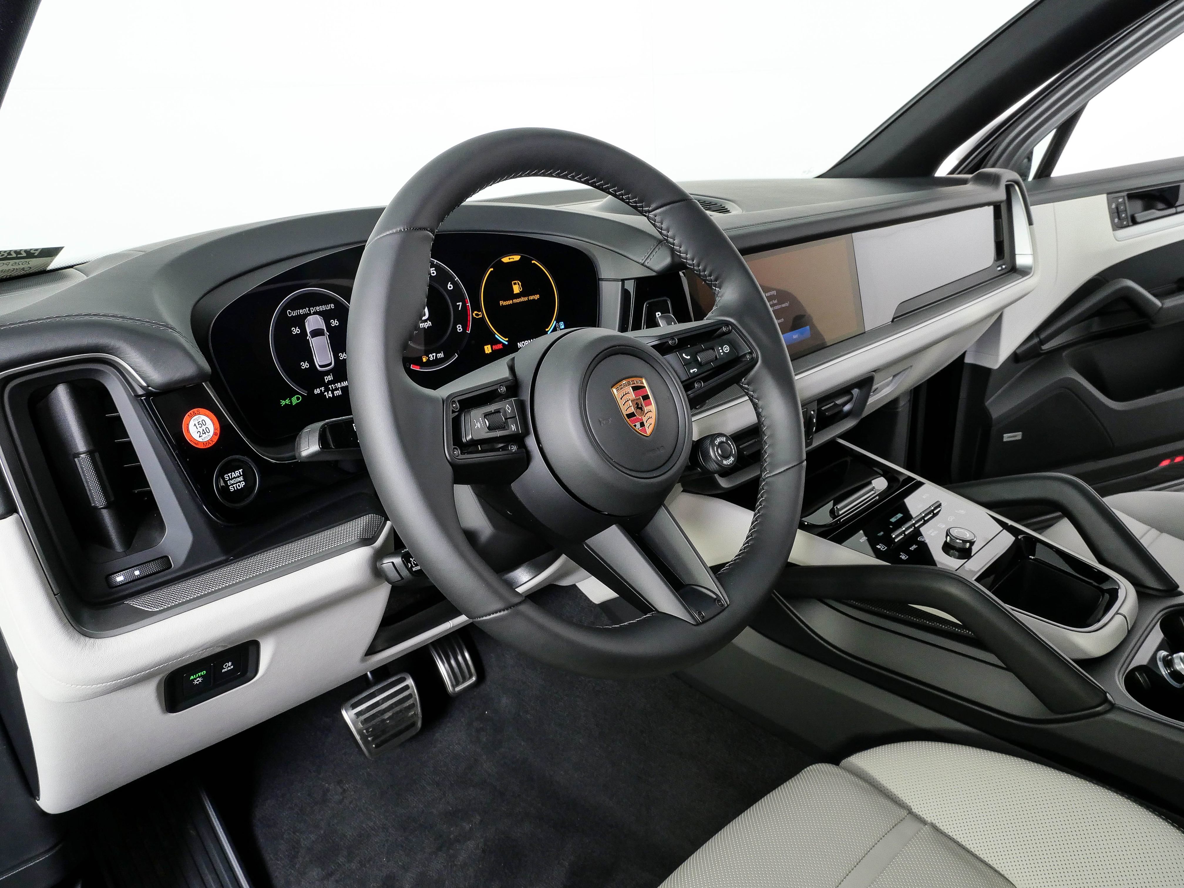 New 2026 Porsche Cayenne S AWD/4WD image 4