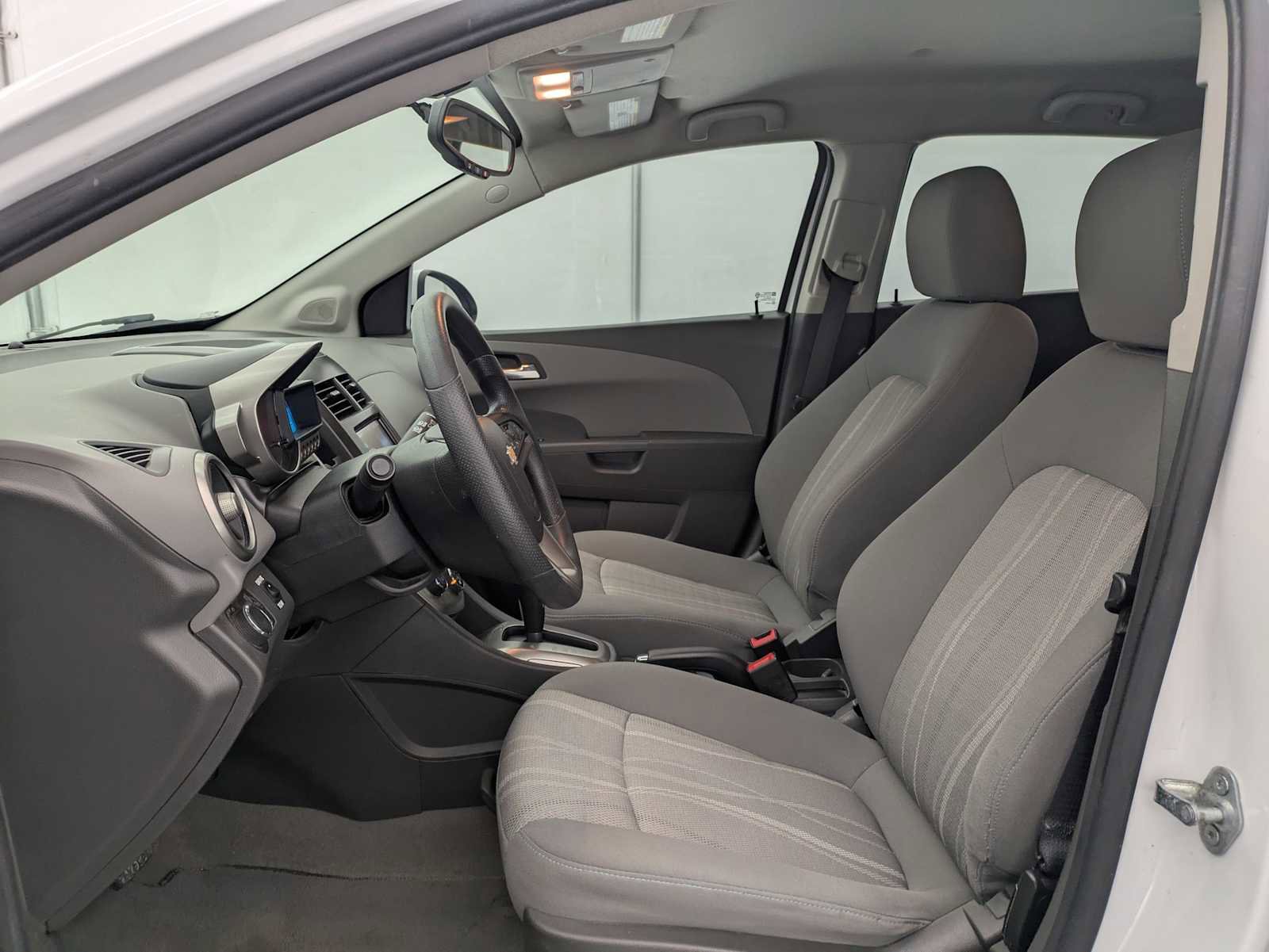 Used 2015 Chevrolet Sonic LT image 16