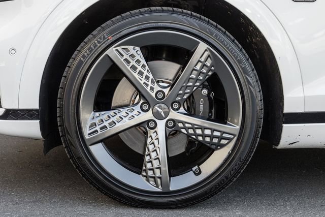 Used 2022 Genesis GV70 3.5T Sport w/ Sport Prestige Package image 15