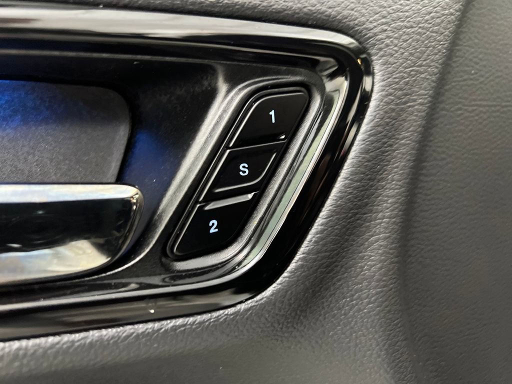 Used 2023 Dodge Durango GT image 13