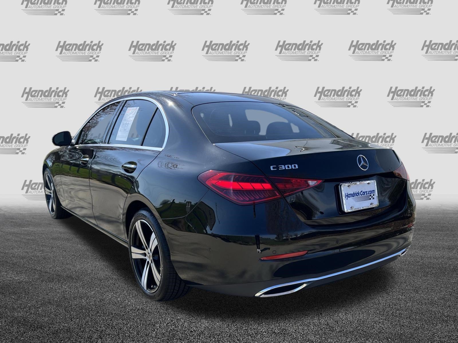 Used 2025 Mercedes-Benz C 300 Sedan image 7