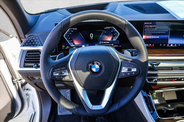 Used 2026 BMW X5 xDrive40i w/ Climate Comfort Package image 13