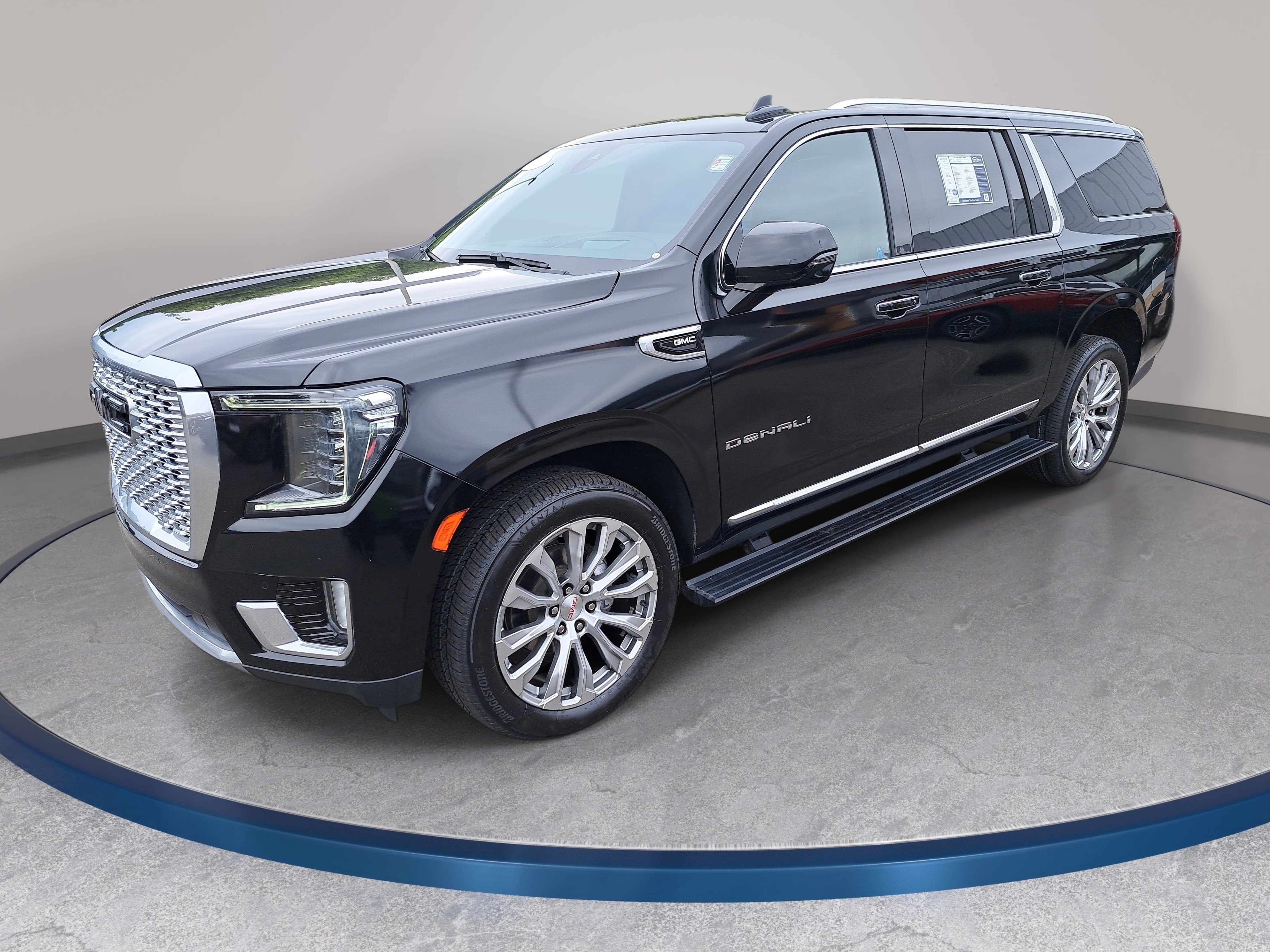Used 2022 GMC Yukon XL Denali w/ Max Trailering Package AWD/4WD image 1