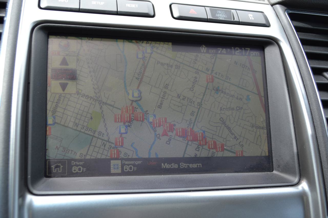Used 2010 Ford Taurus Limited AWD/4WD image 20