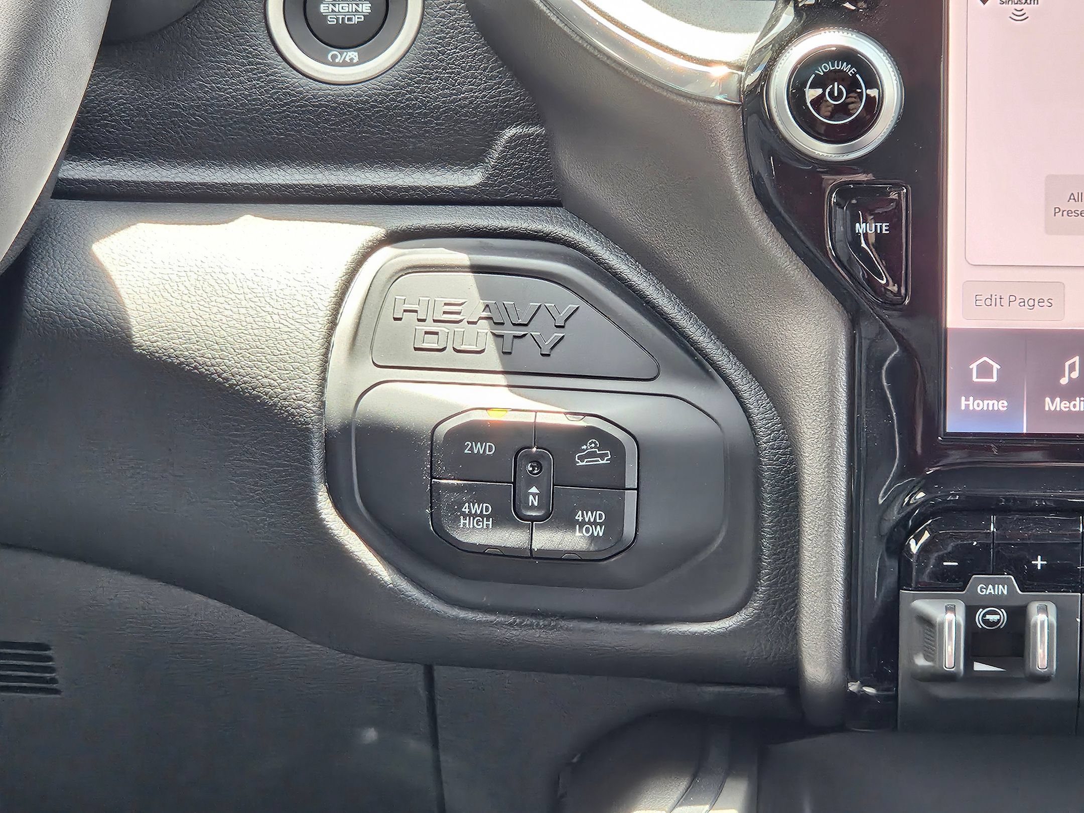 New 2026 RAM 2500 Laramie w/ Sport Appearance Package AWD/4WD image 12