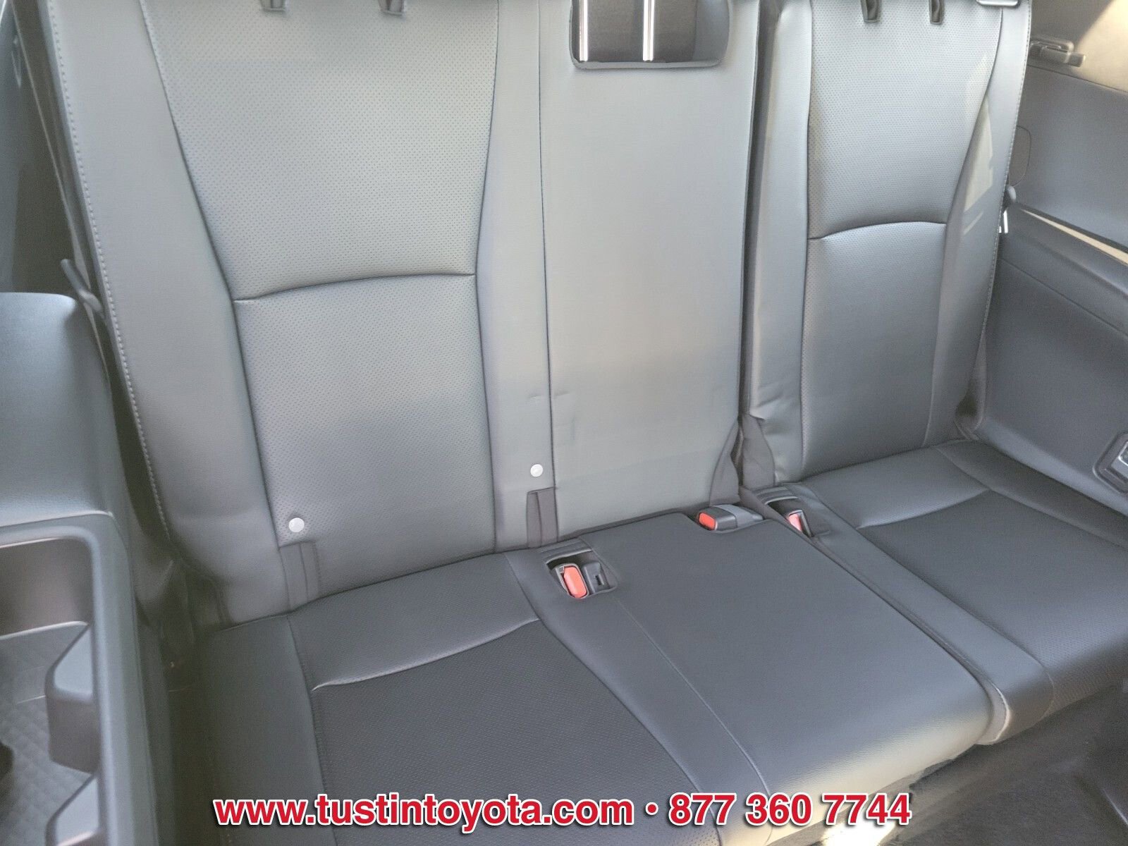 Certified 2024 Toyota Grand Highlander AWD Hybrid image 15