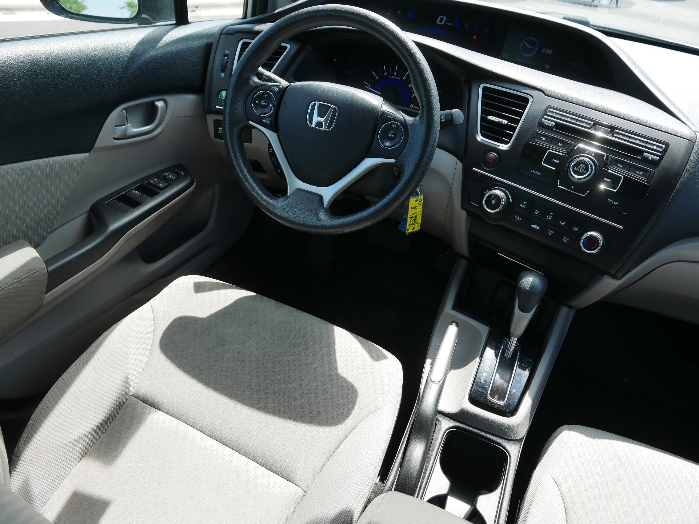 Used 2014 Honda Civic LX image 9