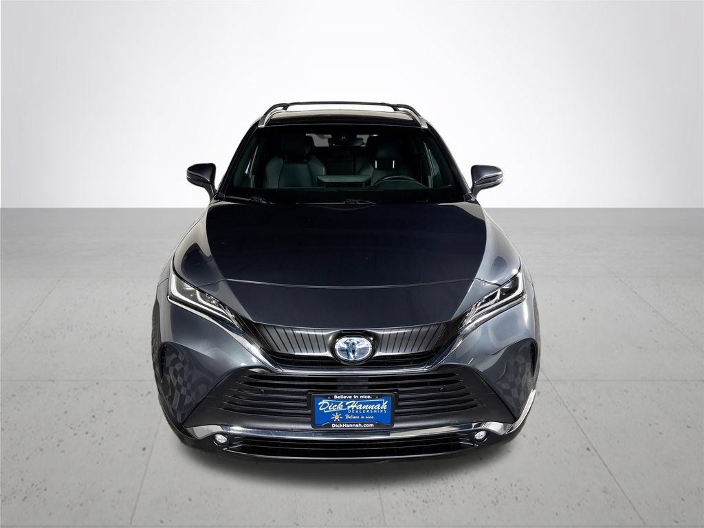 Used 2023 Toyota Venza XLE AWD/4WD image 3