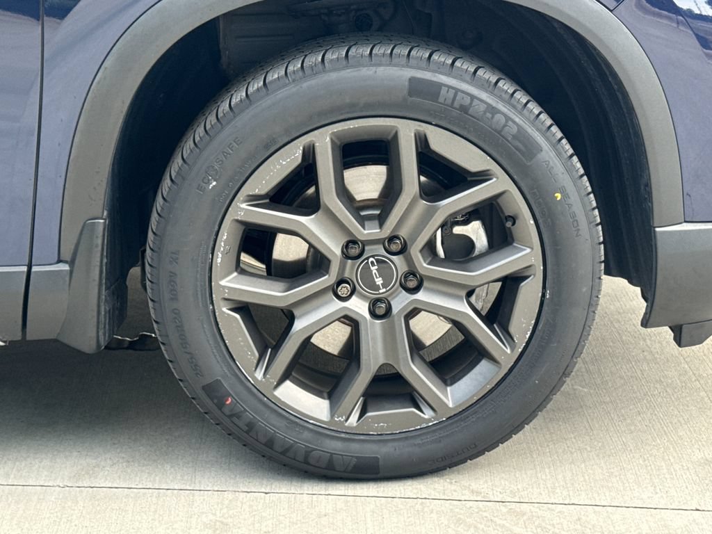 Certified 2024 Honda Pilot Touring image 11