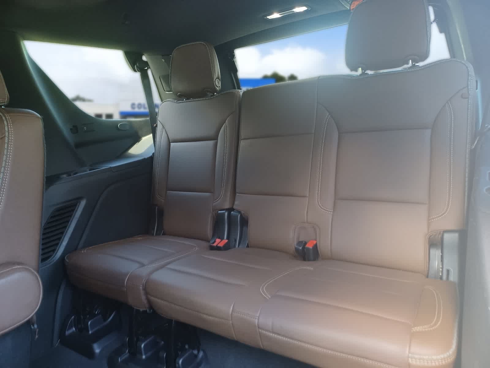 Used 2022 Chevrolet Tahoe High Country w/ Premium Package 2 AWD/4WD image 23