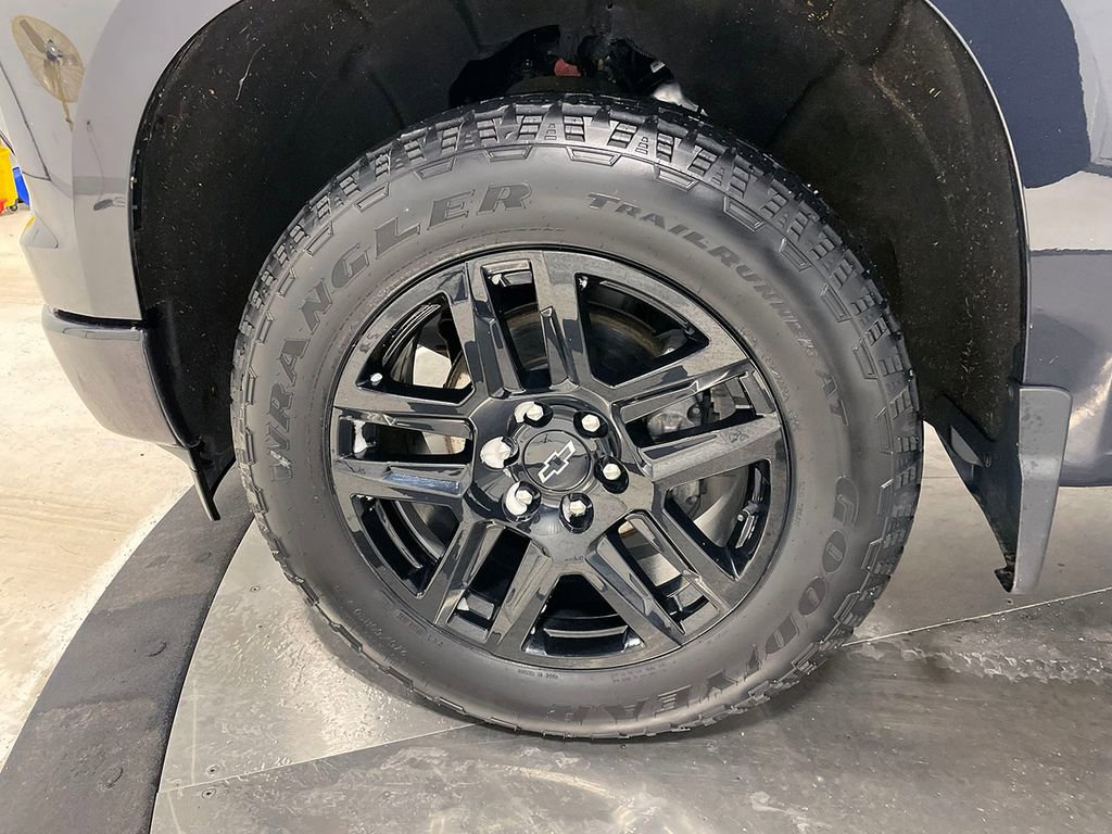 Used 2023 Chevrolet Silverado 1500 RST w/ Z71 Off-Road Package image 32