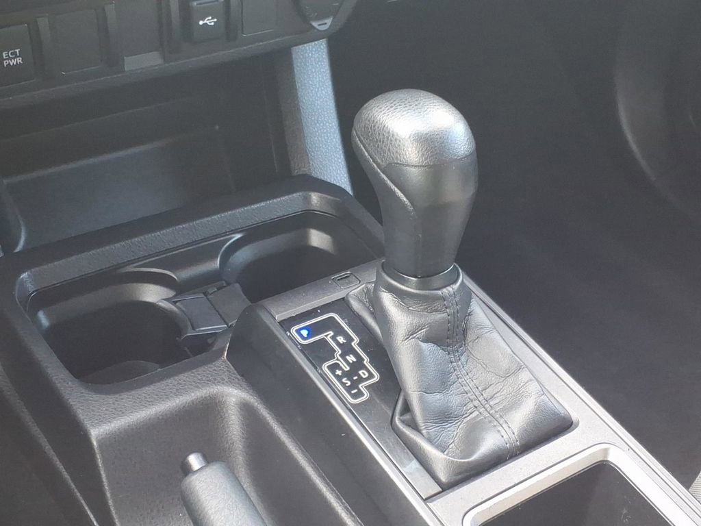 Certified 2022 Toyota Tacoma SR w/ SX Package image 29