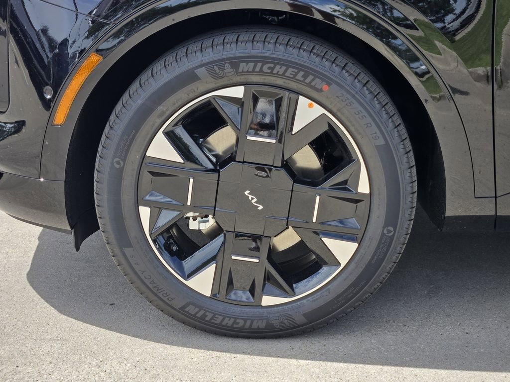 New 2026 Kia Sportage SX FWD image 8