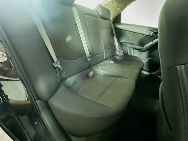 Used 2012 Kia Forte EX image 24