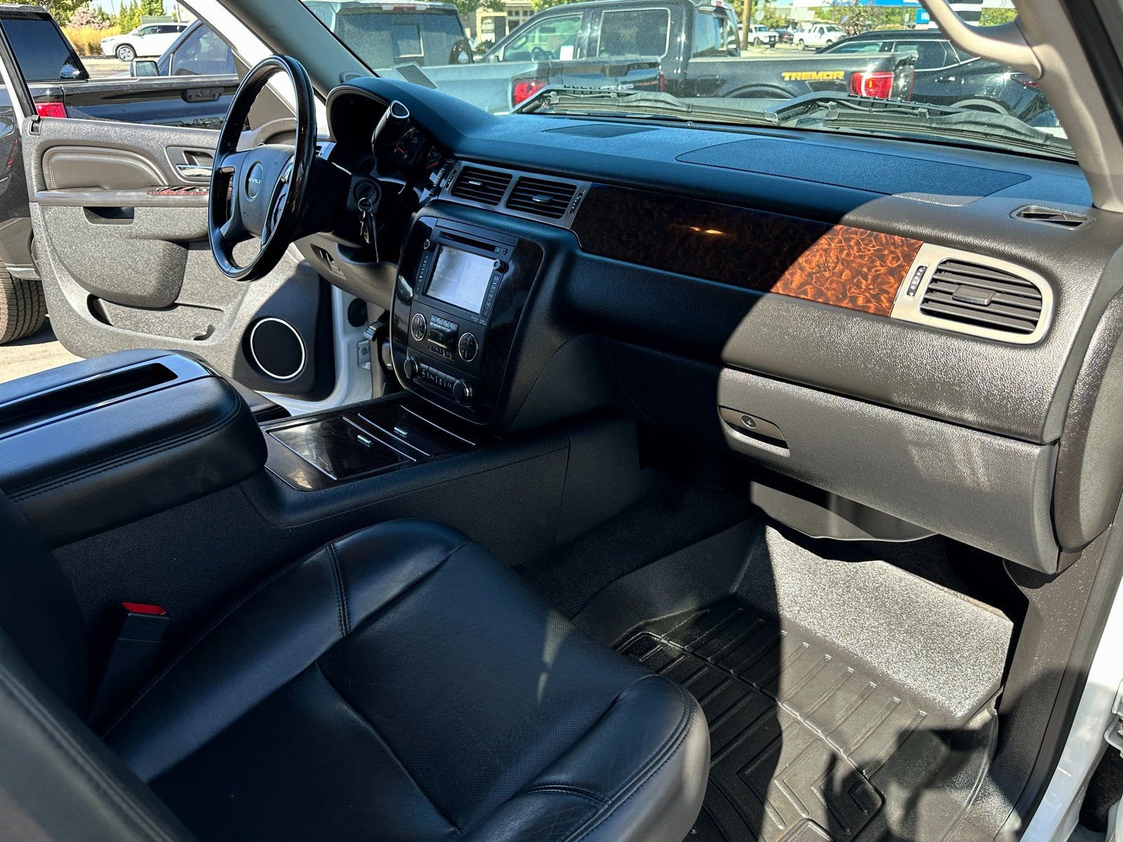 Used 2013 GMC Sierra 3500 Denali image 27