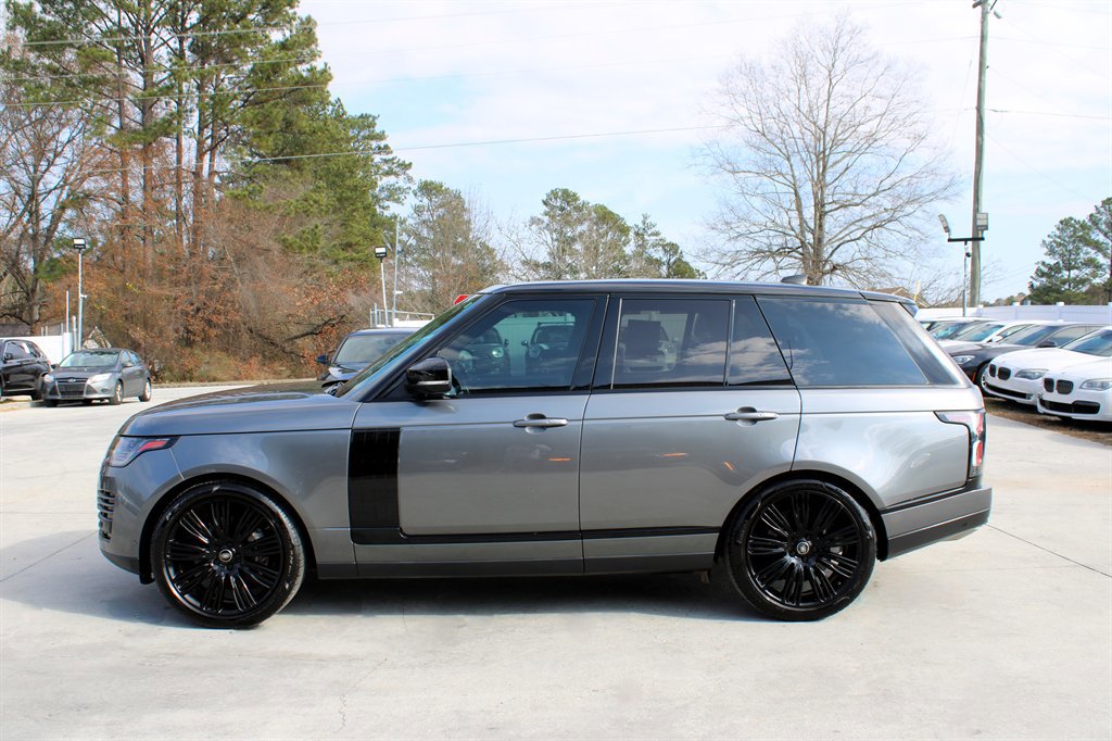 Used 2018 Land Rover Range Rover Supercharged image 4