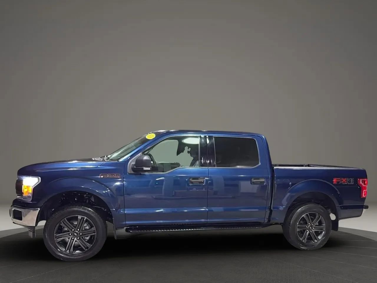 Used 2019 Ford F150 XLT w/ Equipment Group 301A Mid image 4