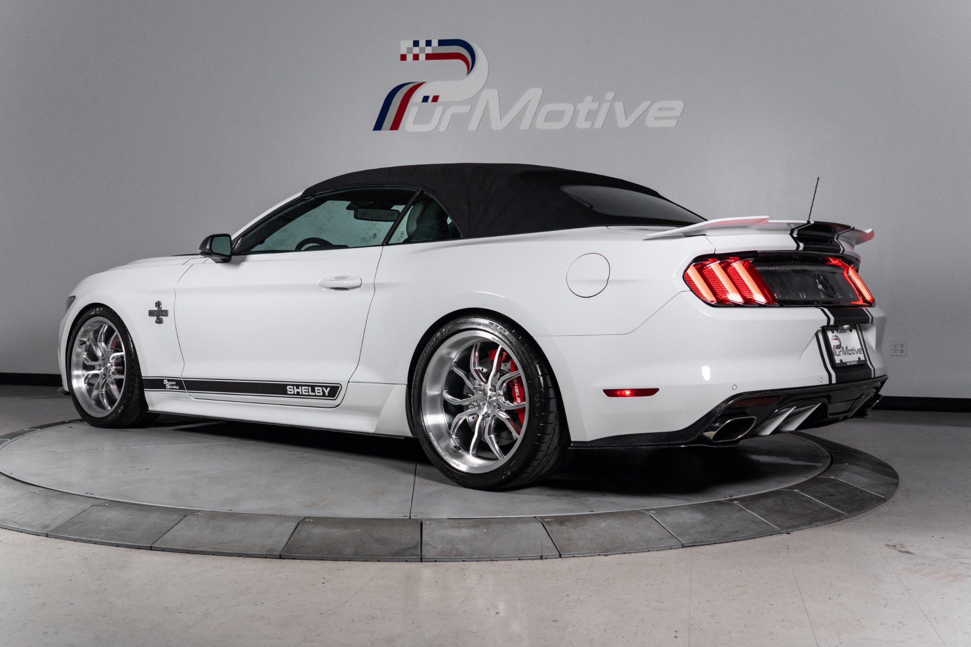 Used 2015 Ford Mustang GT Premium w/ Equipment Group 401A RWD image 19