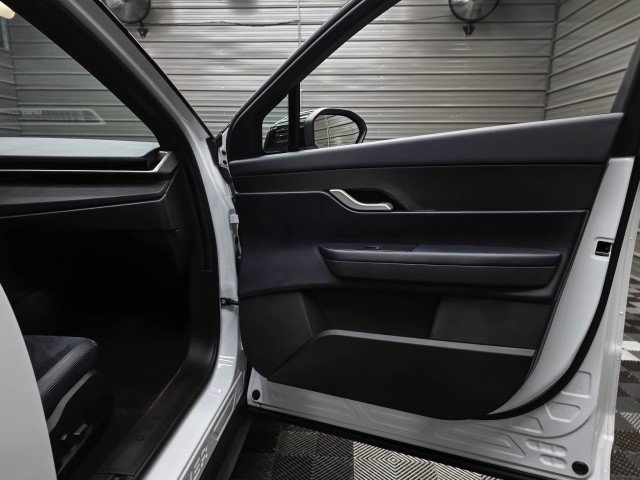 Used 2023 Fisker Ocean One AWD/4WD image 40