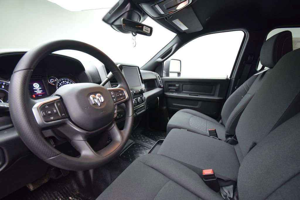 New 2026 RAM 5500 Tradesman w/ Chrome Appearance Group image 36