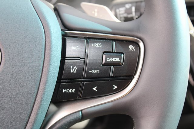 Certified 2025 Lexus ES 300h w/ Premium Package image 17