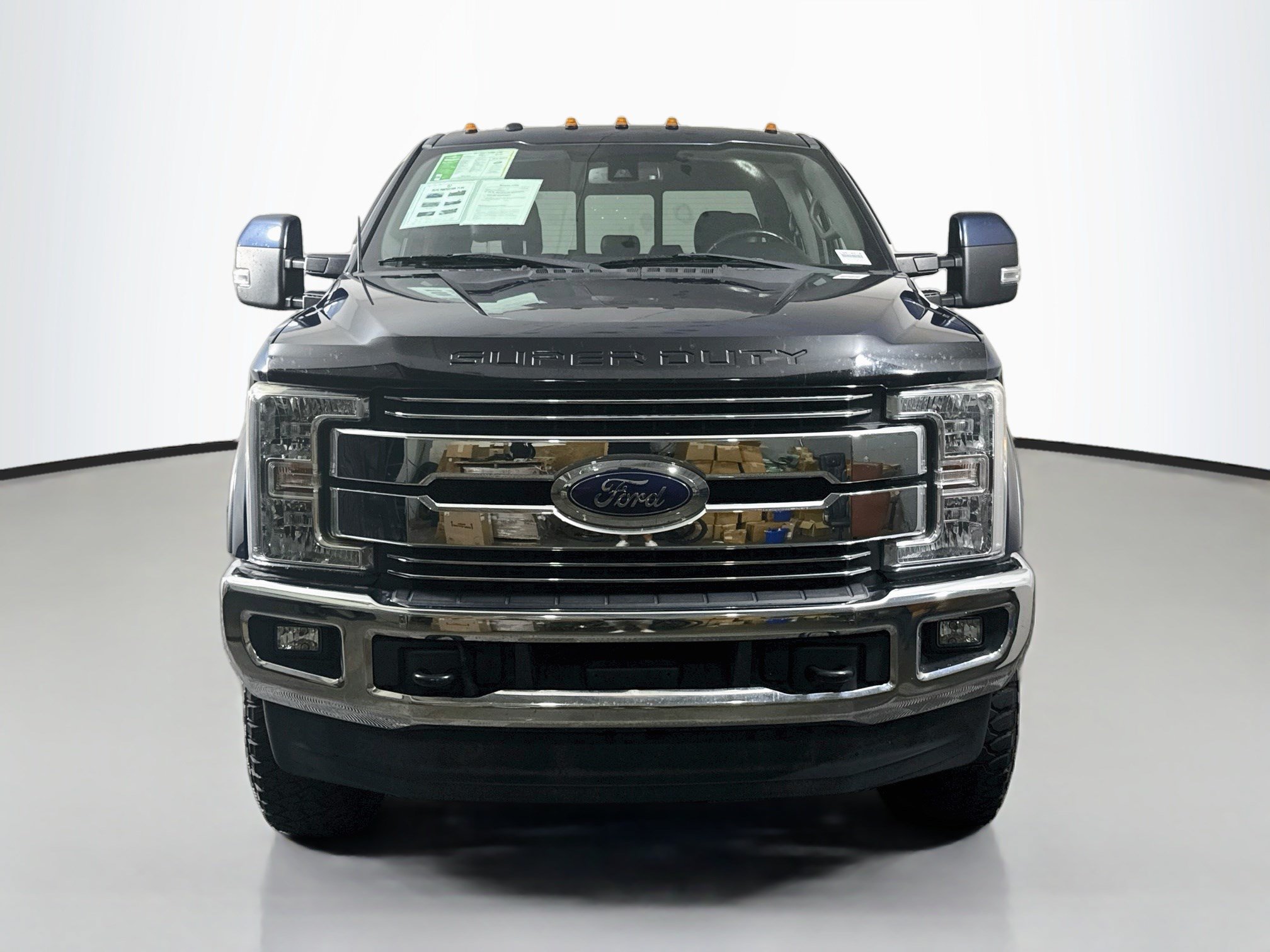 Used 2017 Ford F350 Lariat w/ Lariat Ultimate Package AWD/4WD image 2