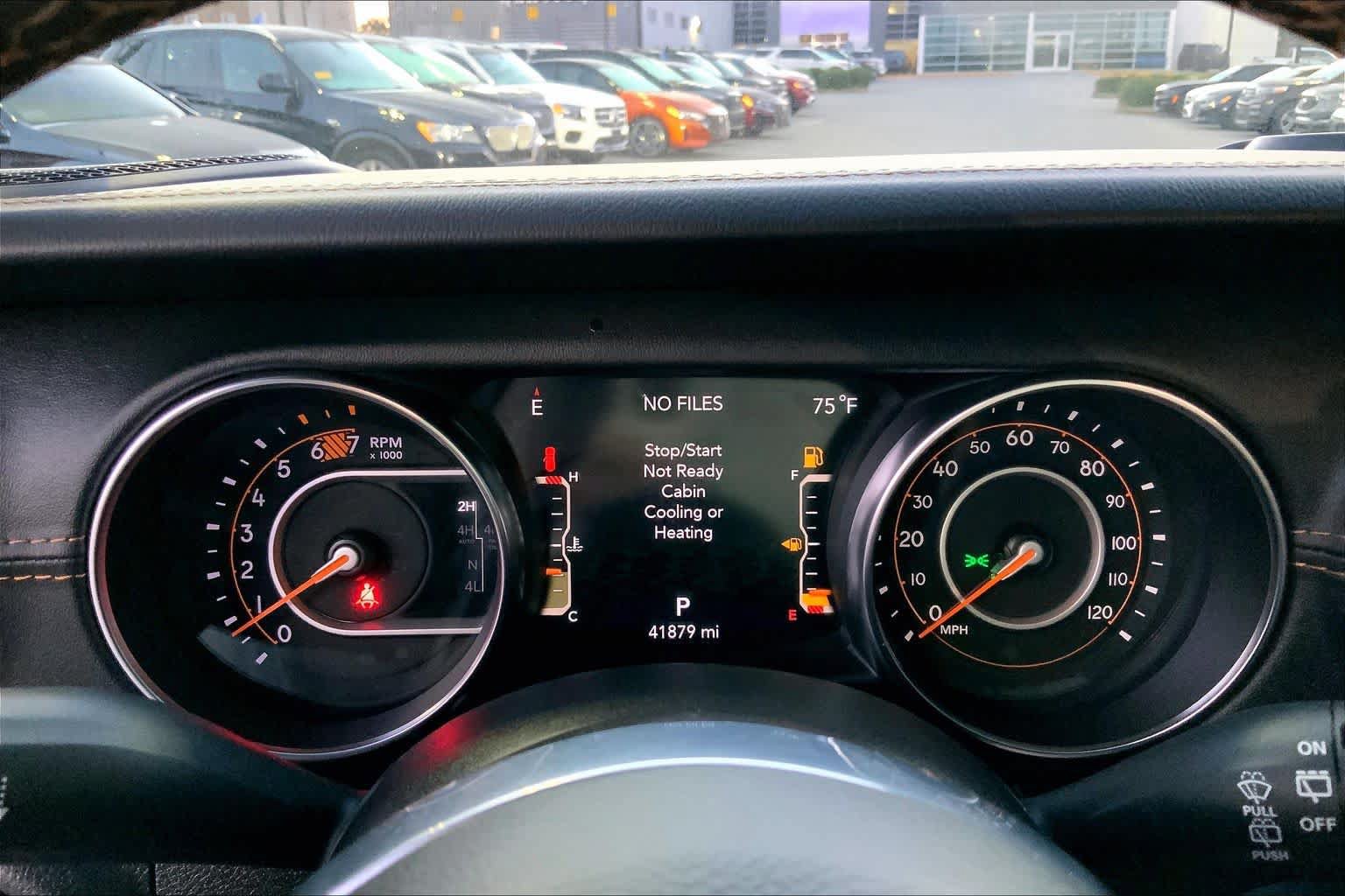 Used 2023 Jeep Wrangler Unlimited Sahara AWD/4WD image 36