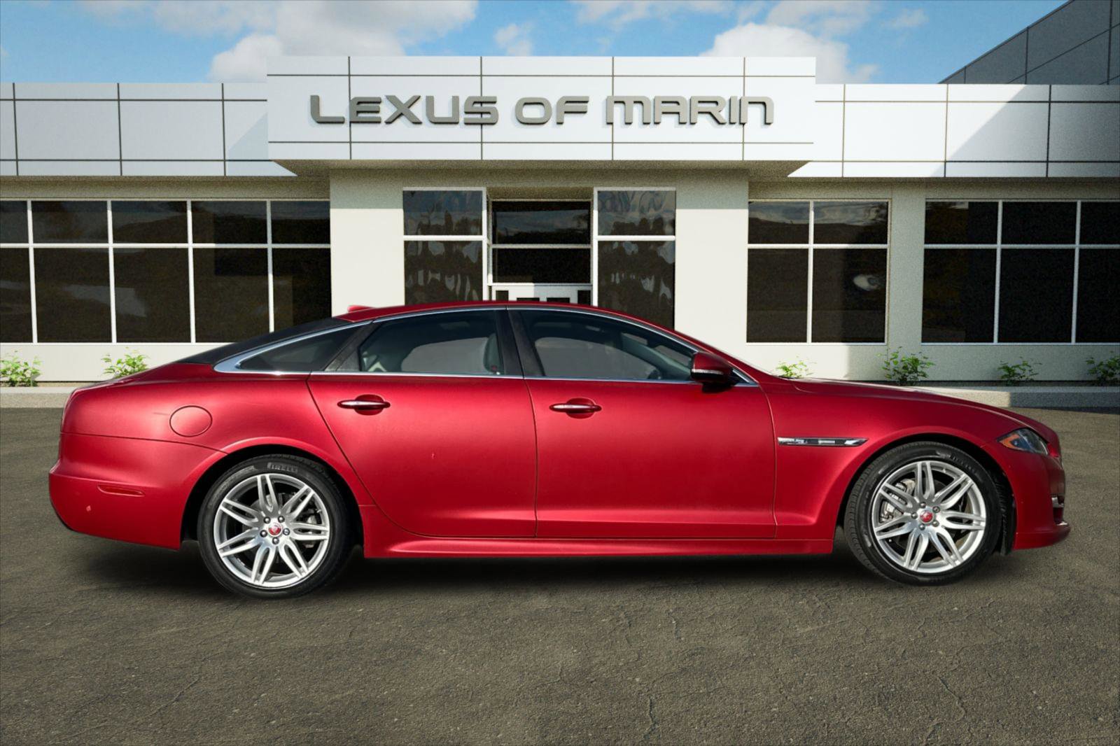 Used 2019 Jaguar XJ R-Sport image 8