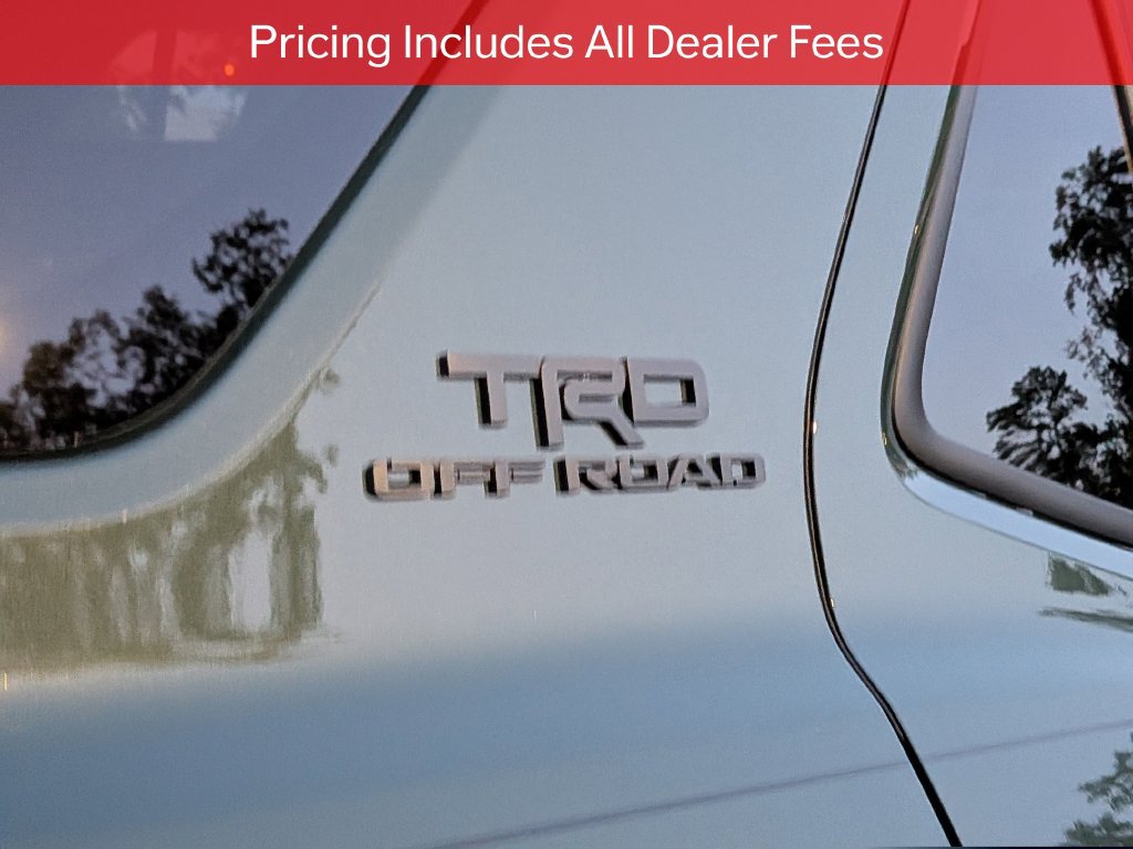 Used 2025 Toyota 4Runner TRD Off-Road Premium w/ Tow Technology Package AWD/4WD image 8