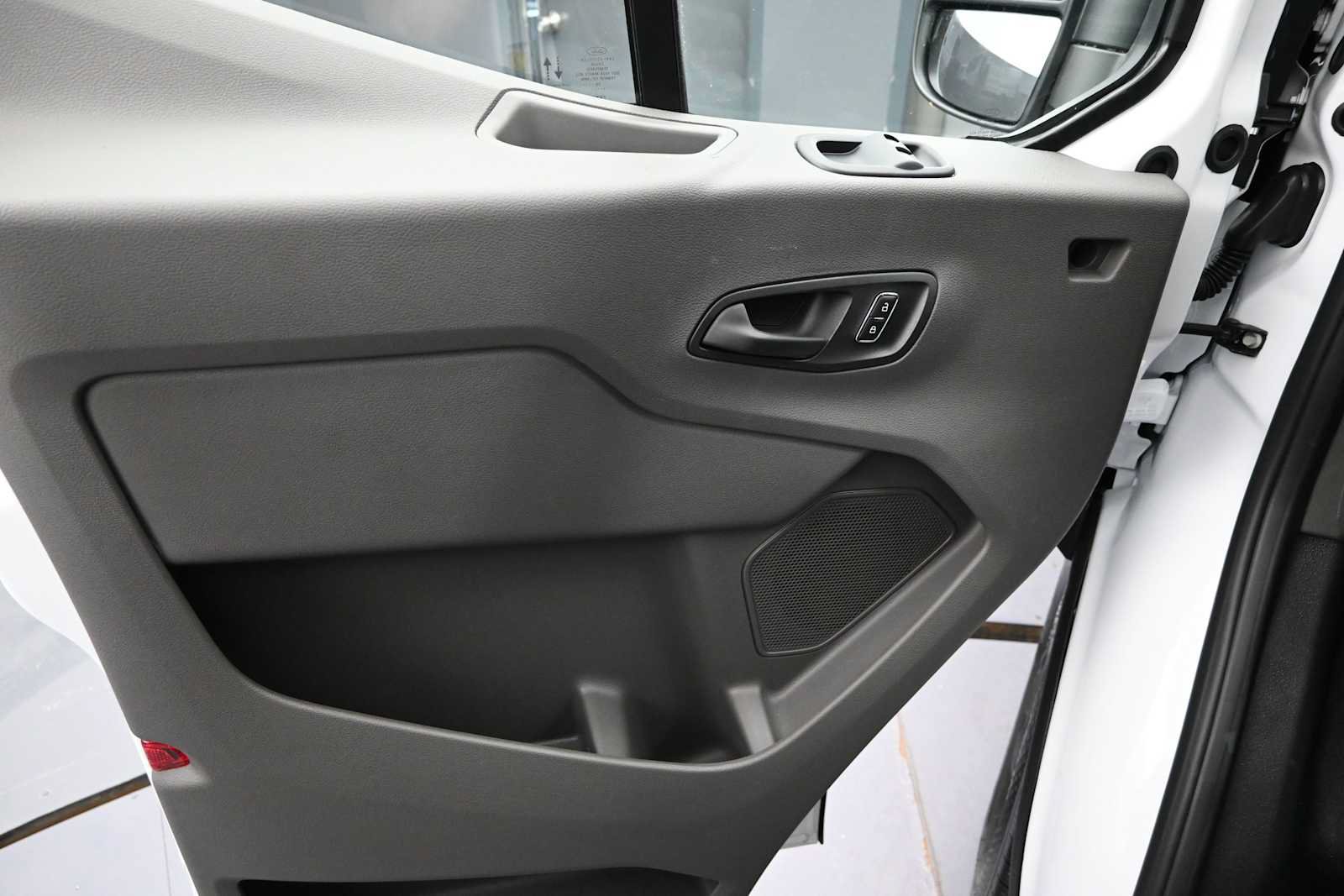 New 2027 Ford Transit 150 Low Roof RWD image 23