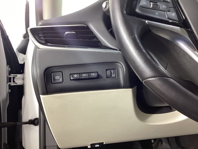 Used 2022 Buick Enclave Avenir w/ Avenir Technology Package FWD image 12