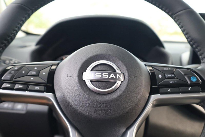 New 2025 Nissan Altima 2.5 SL image 9