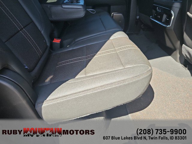 Used 2024 Chevrolet Silverado 3500 High Country w/ High Country Premium Package AWD/4WD image 35