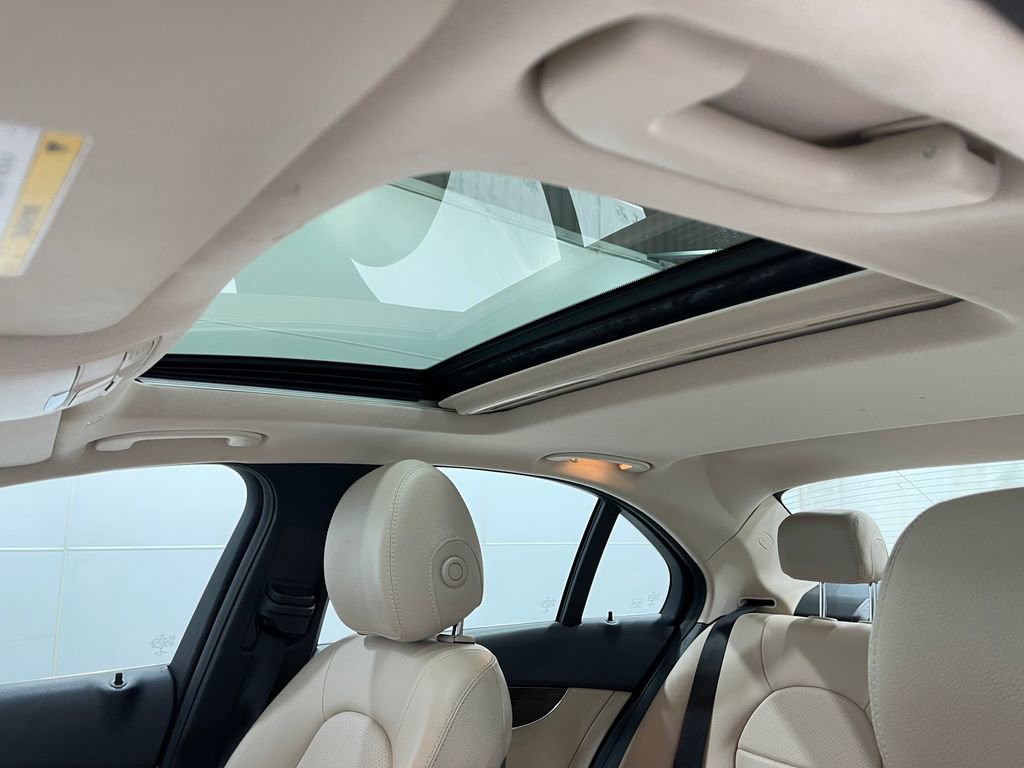 Used 2019 Mercedes-Benz C 300 4MATIC Sedan image 15