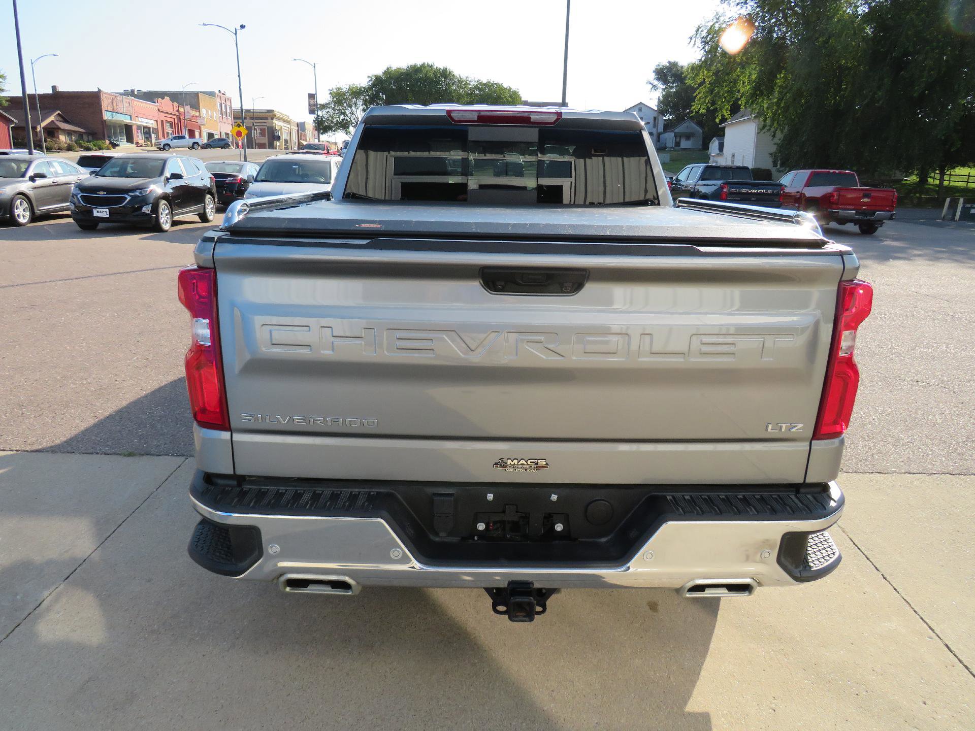 Used 2023 Chevrolet Silverado 1500 LTZ image 14