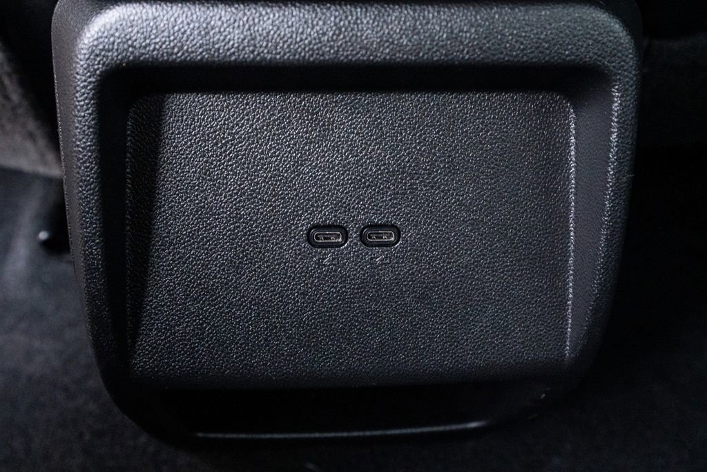 Used 2024 Chevrolet Equinox EV RS image 35
