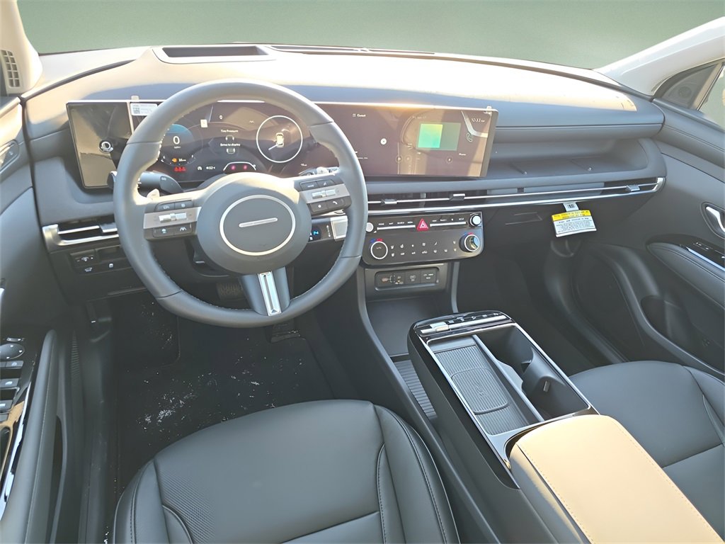 New 2025 Hyundai Tucson Limited image 16