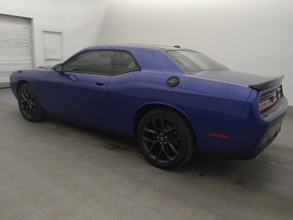 Used 2020 Dodge Challenger SXT w/ Blacktop Package RWD image 3