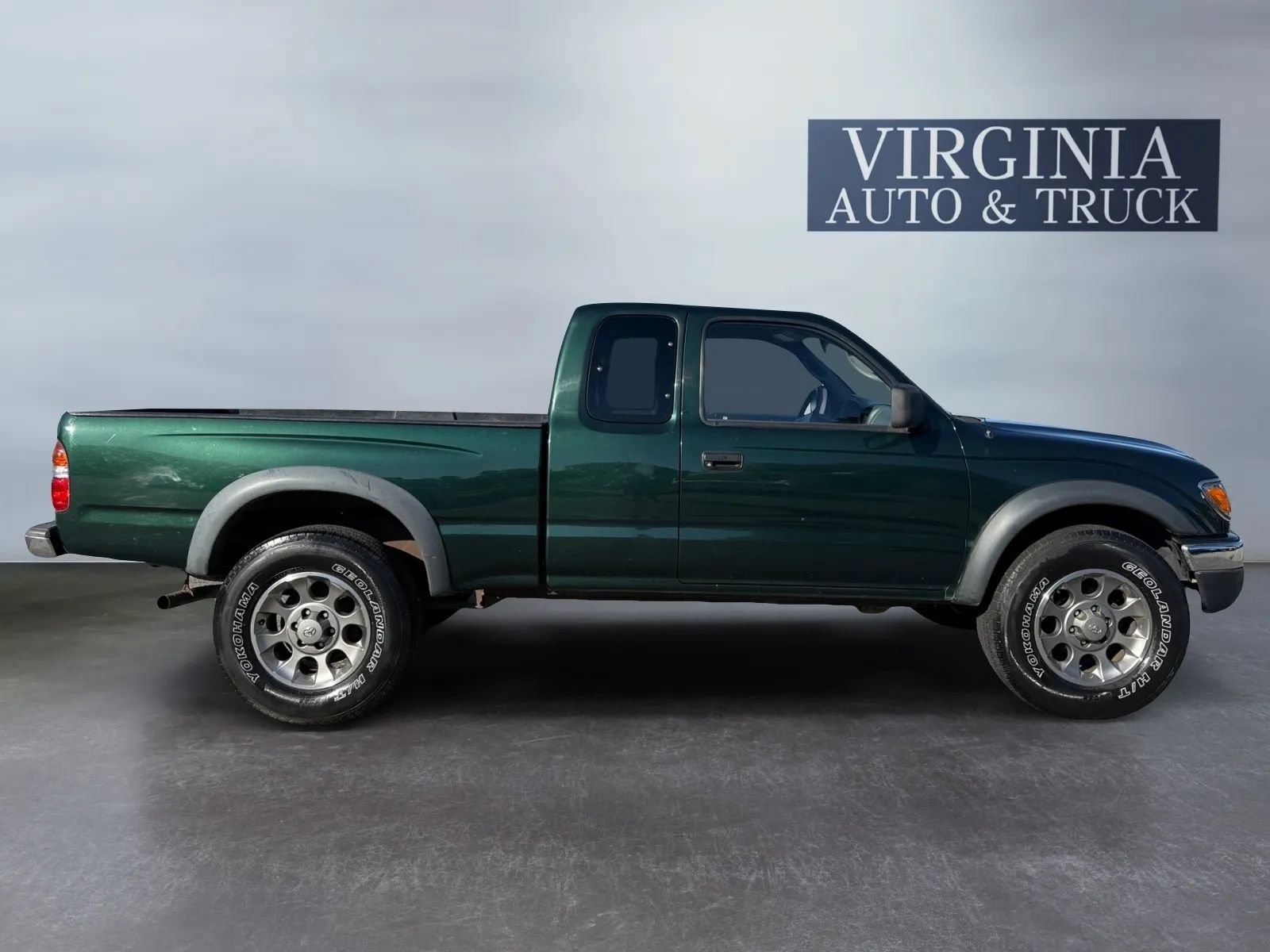 Used 2002 Toyota Tacoma PreRunner RWD image 6