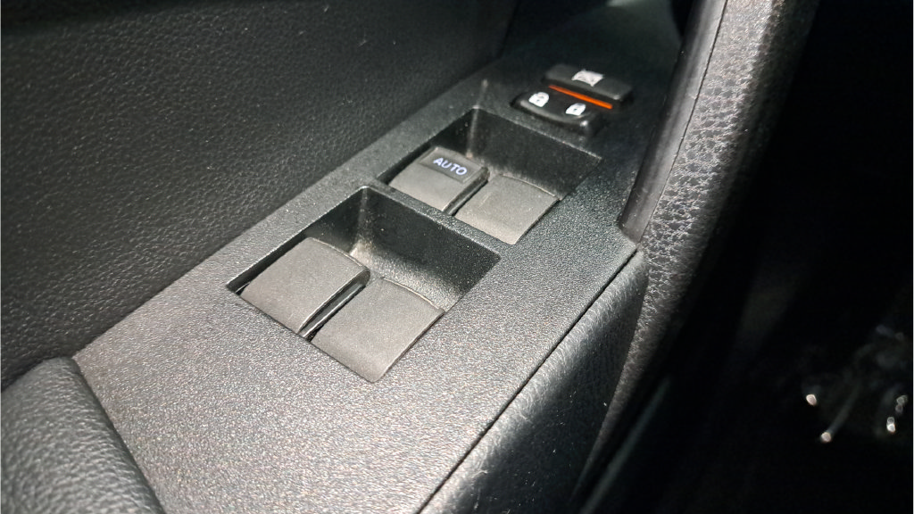Used 2016 Toyota Corolla S FWD image 42