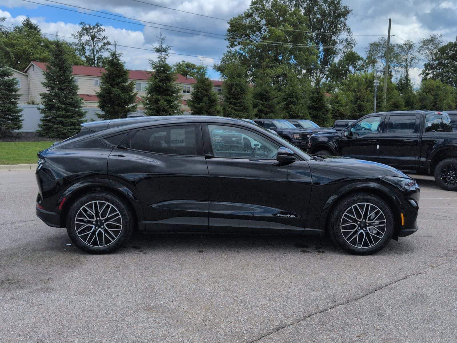 New 2026 Ford Mustang Mach-E Premium w/ Technology Package AWD/4WD image 9